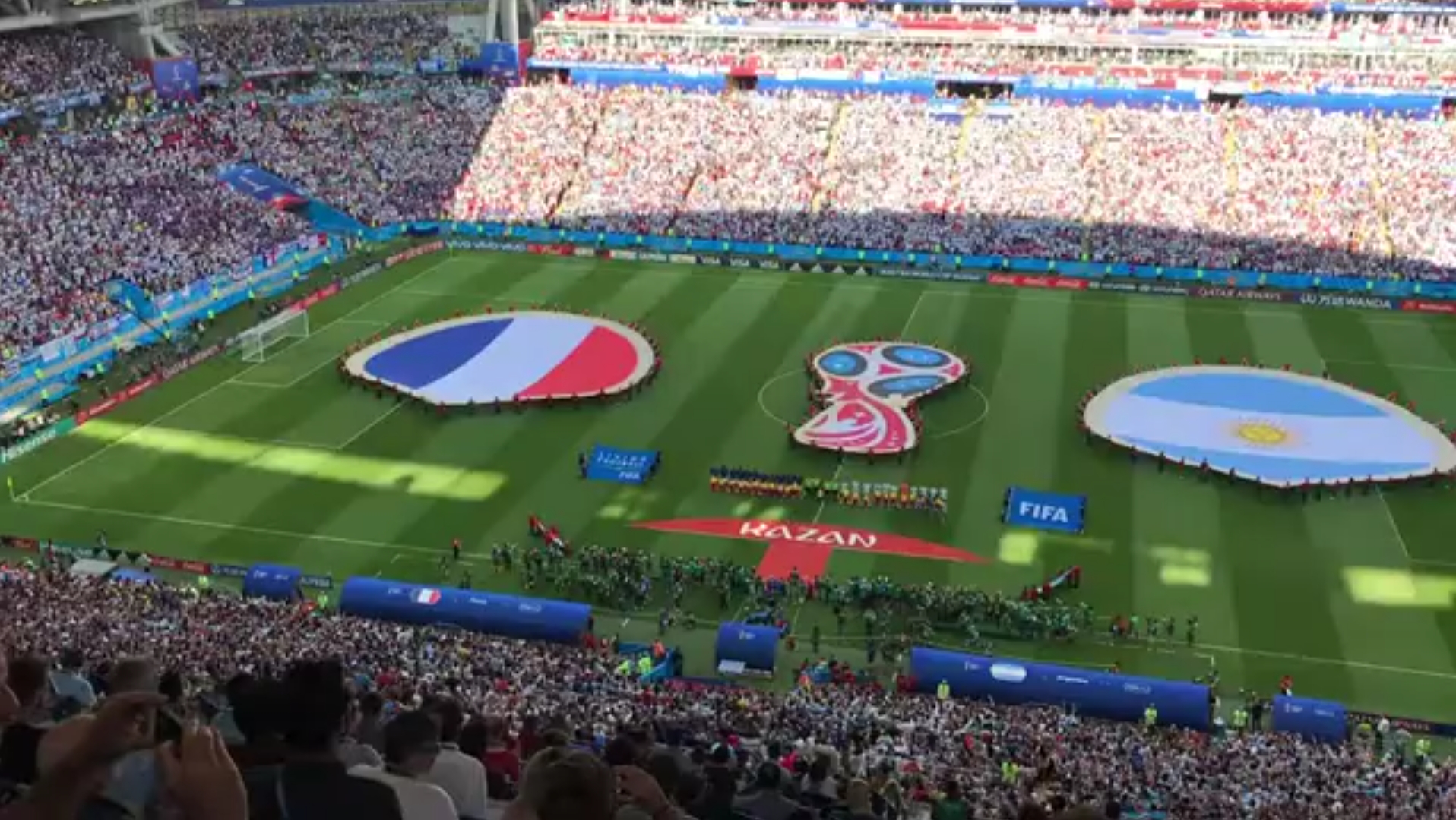 仅包括