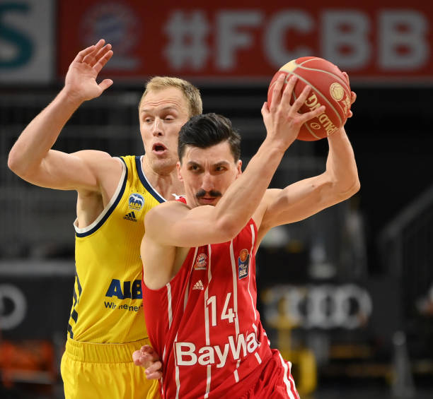 台上的竞争 台上的竞争