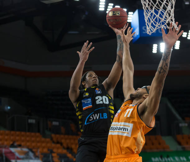 在当前的足 在当前的足