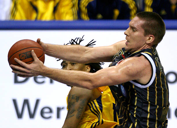 考虑到赛事 考虑到赛事